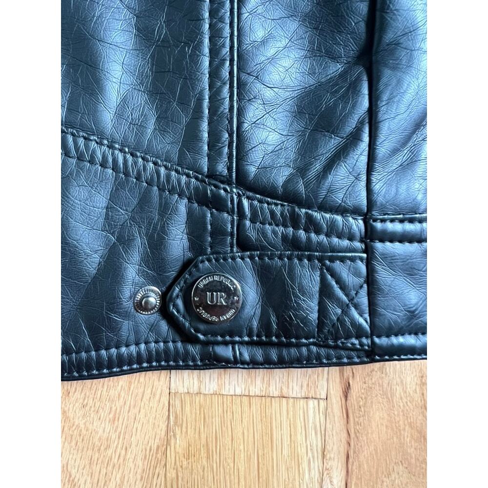 Urban Republic Kids Faux Leather Moto Biker Jacket Black Ribbed NEW (size 5/6) - Picture 8 of 10